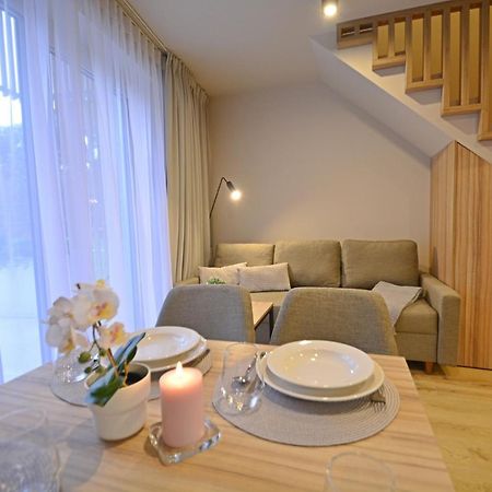 Apartamenty Bryza - Baltycki B-06 Z Tarasem, 100M Od Morza 슈비노우이스쳬 외부 사진